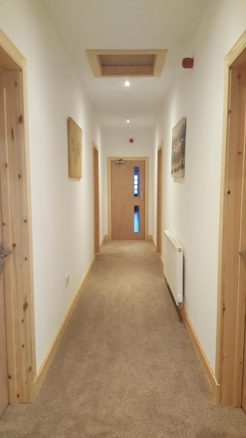 Helmsdale Lodge Hostel - All Rooms En-Suite Εξωτερικό φωτογραφία